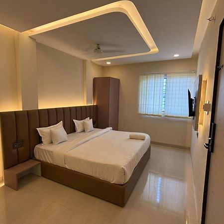 Hotel Vilaasitaa Vijay Nagar Indore Ngoại thất bức ảnh
