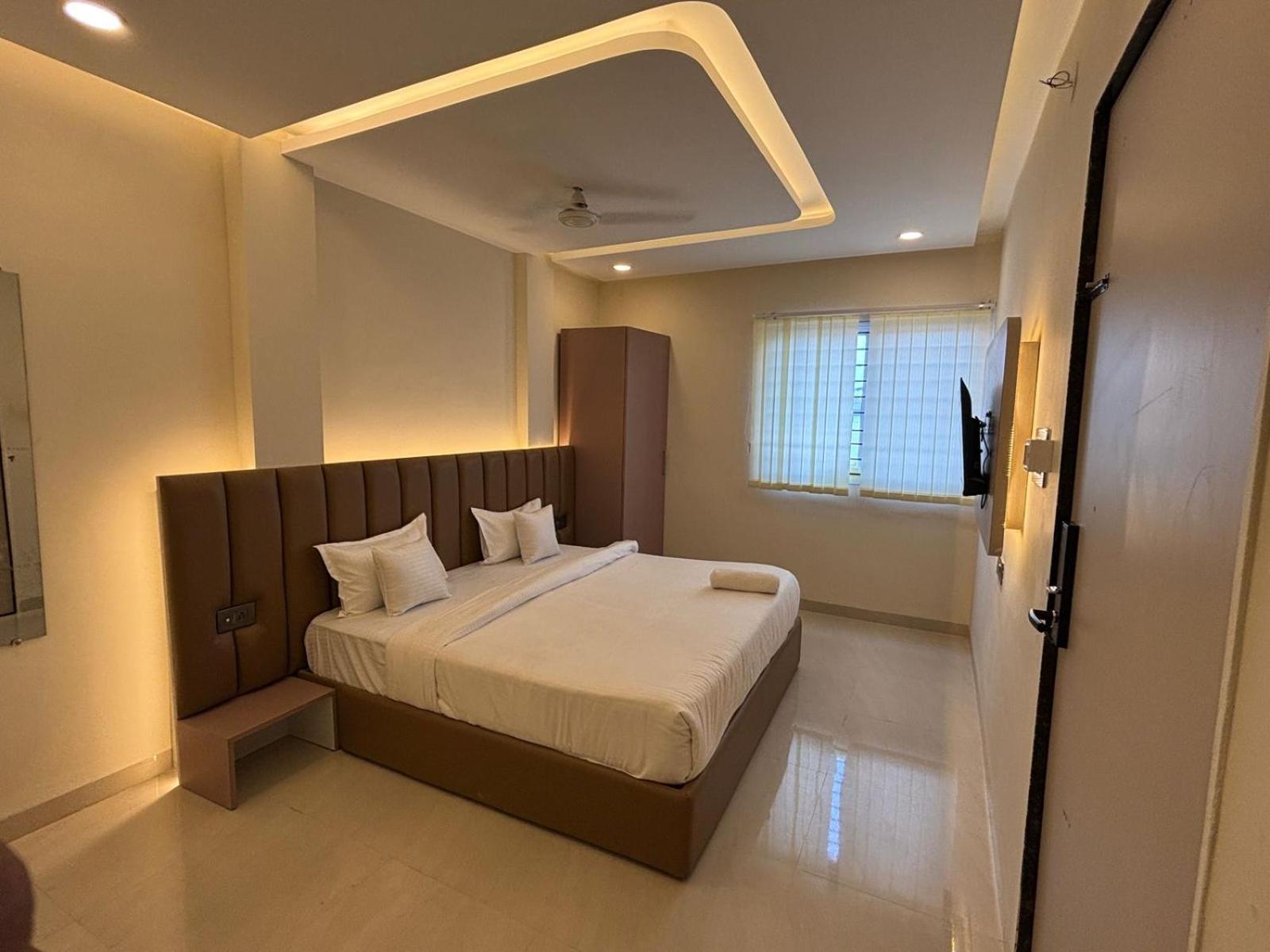 Hotel Vilaasitaa Vijay Nagar Indore Ngoại thất bức ảnh