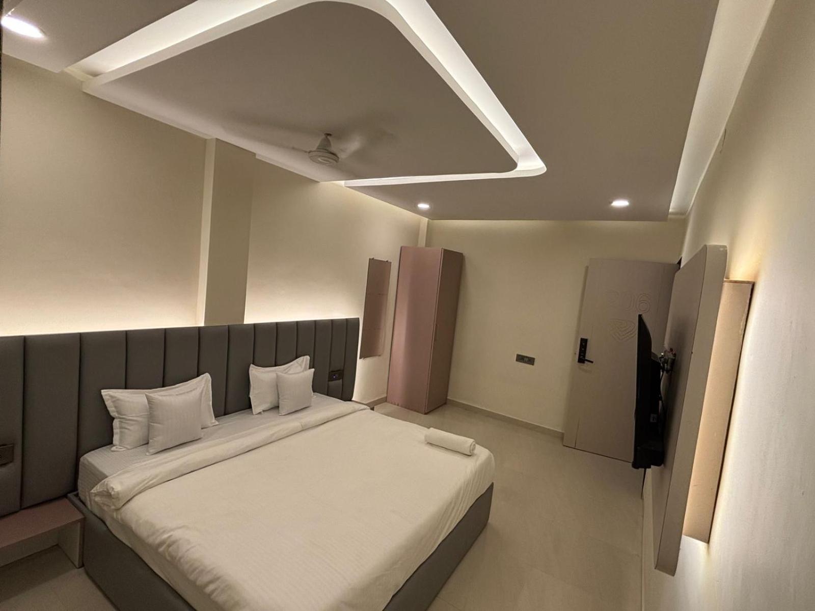 Hotel Vilaasitaa Vijay Nagar Indore Ngoại thất bức ảnh